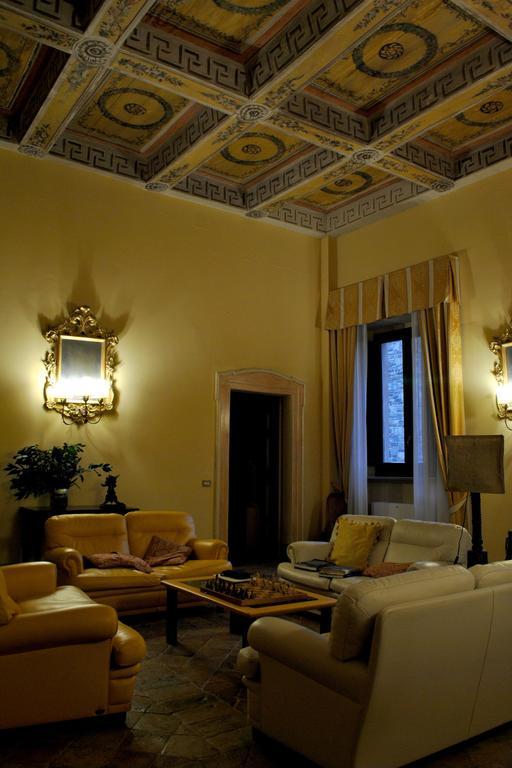 Bed and Breakfast Palazzo Bonfranceschi Belforte del Chienti Экстерьер фото
